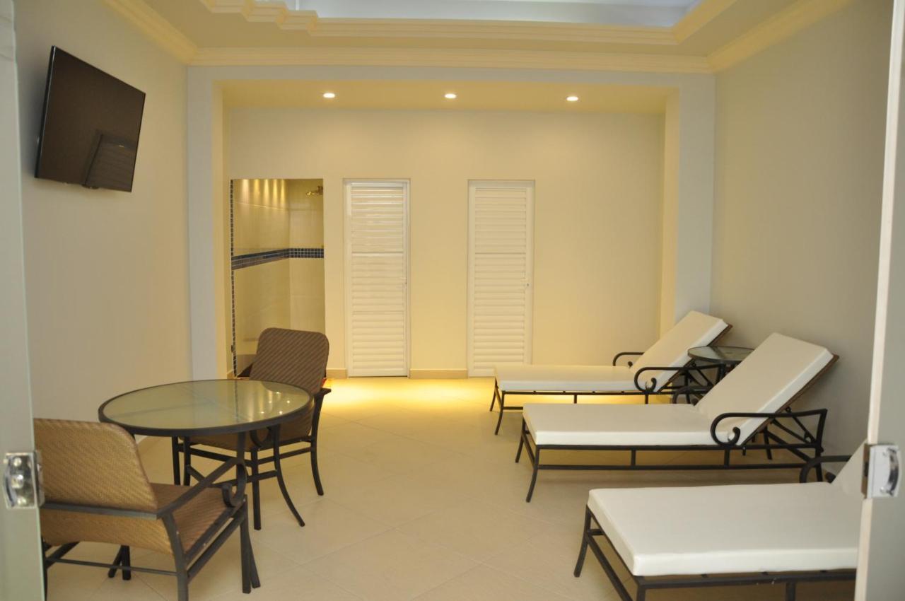 אובראבה Havana Palace Hotel II מראה חיצוני תמונה